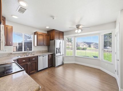 2588 Sombra Ct, Yuba City, CA 95993 Photo