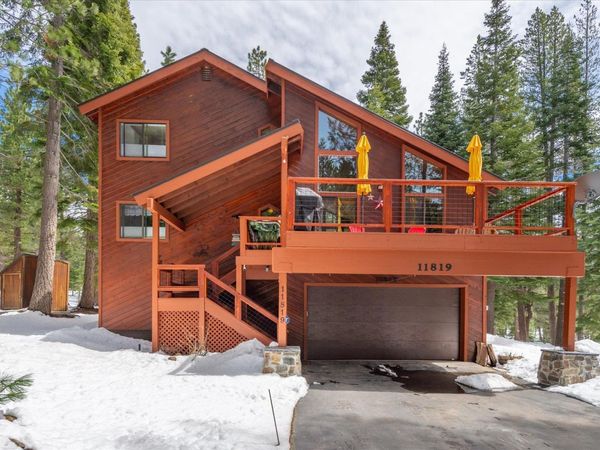 11819 Brookstone Drive, Truckee, CA 96161
