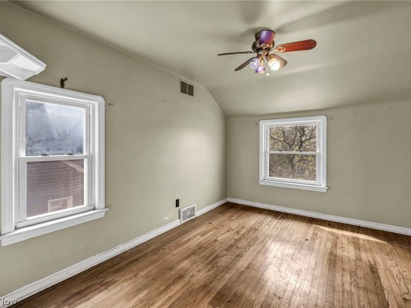 14018 Liberty Avenue, Cleveland, OH 44135 Photo 28