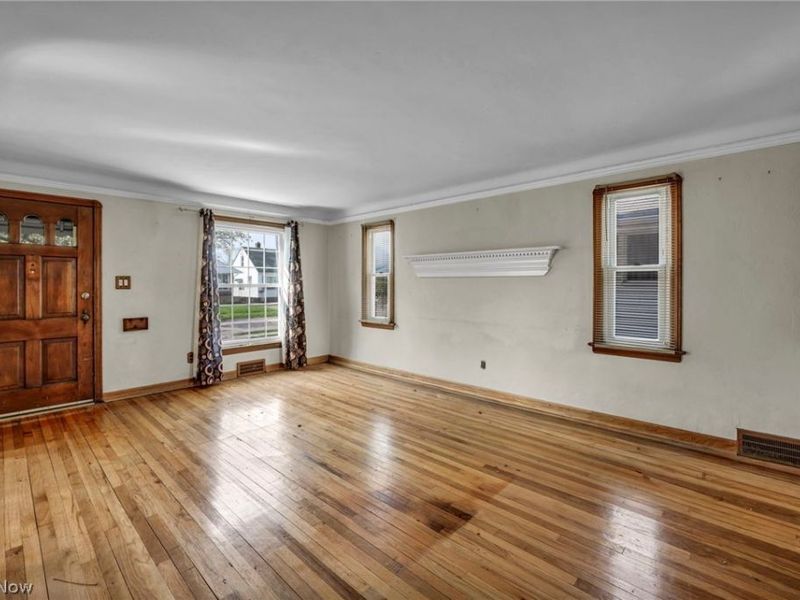 14018 Liberty Avenue, Cleveland, OH 44135 Photo 8