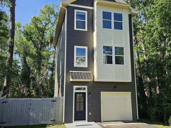 1577-4 Metropolitan Boulevard, Unit 4, Tallahassee, FL 32308