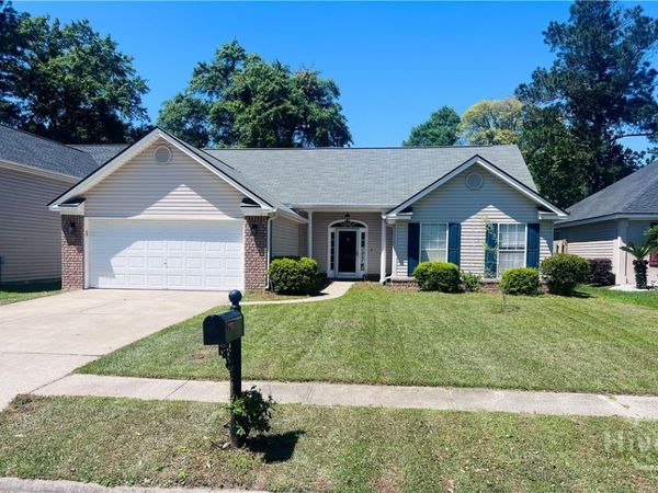 137 Blue Lake Street, Richmond Hill, GA 31324