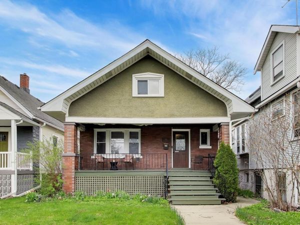 143 Des Plaines Avenue , Forest Park, IL 60130