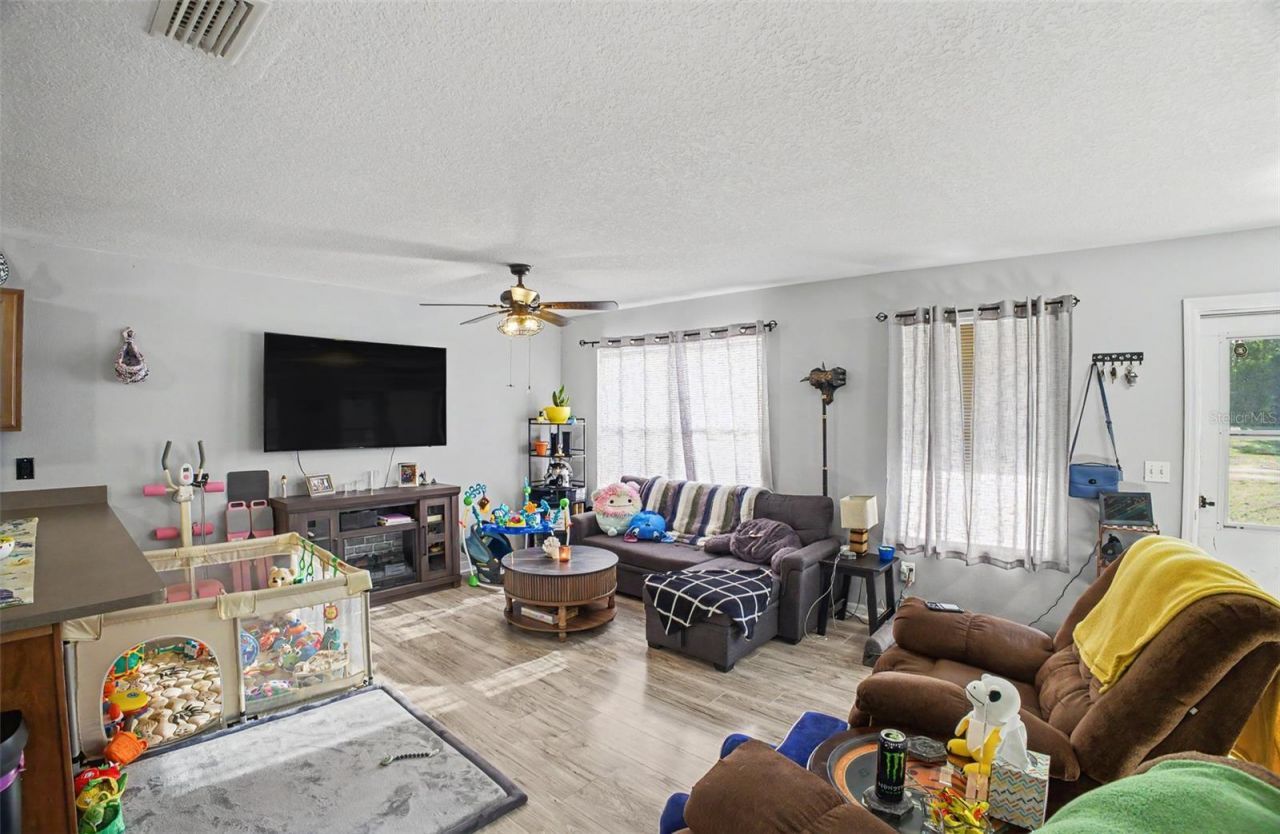 1886 Laurel Avenue, Bunnell, FL 32110 Photo