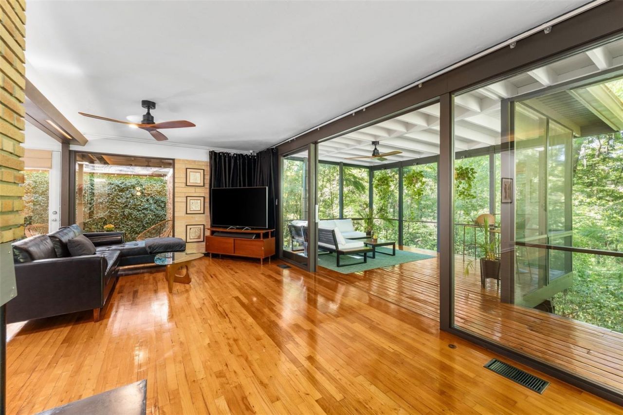 1110 NW 36th Road, Gainesville, FL 32609 Photo