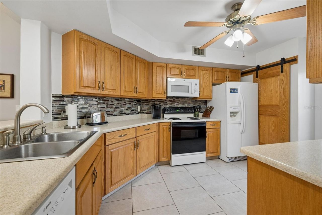 2910 Cottage Grove Court , Unit L4, Orlando, FL 32822 Photo