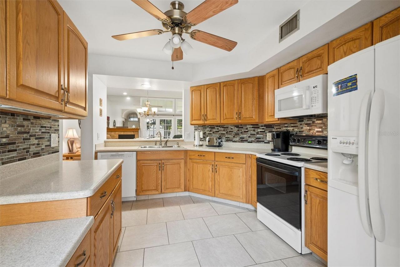 2910 Cottage Grove Court , Unit L4, Orlando, FL 32822 Photo