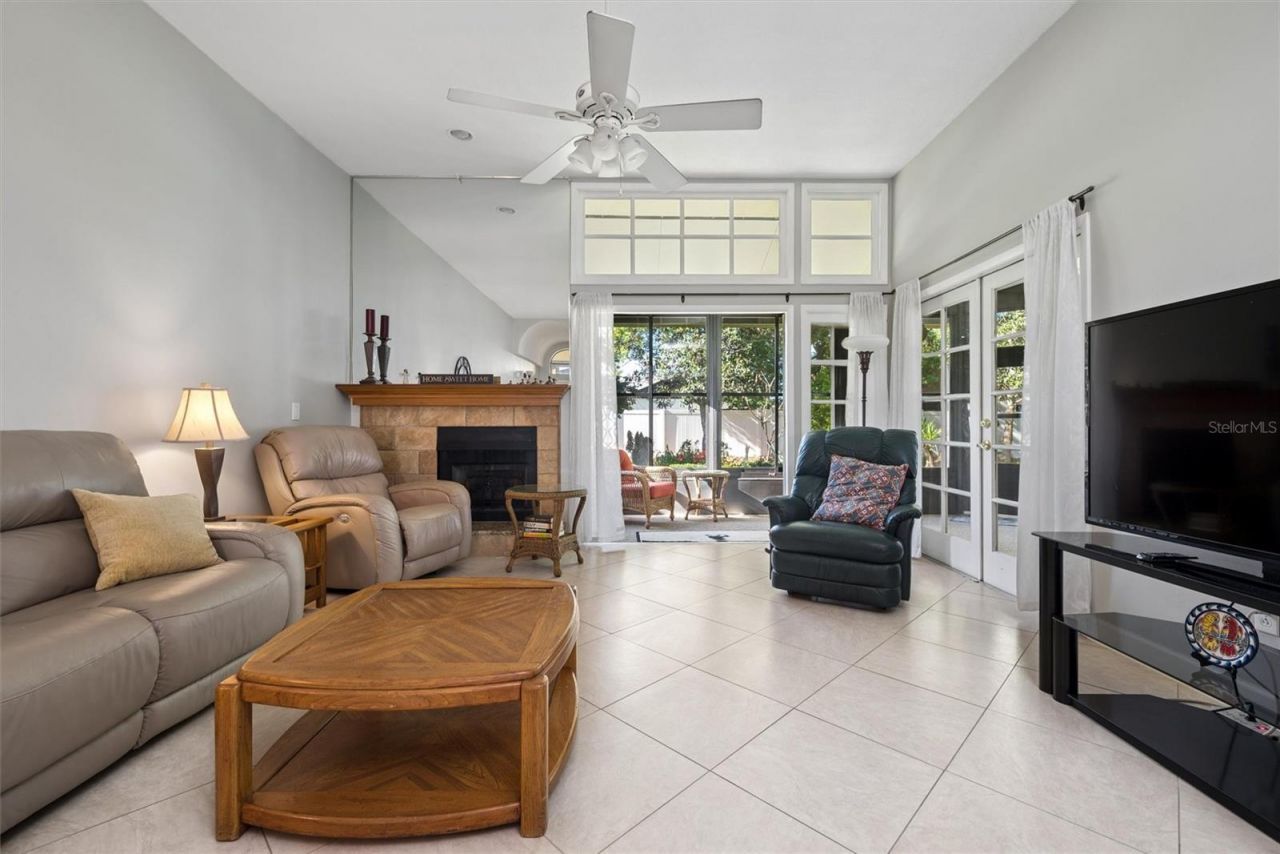 2910 Cottage Grove Court , Unit L4, Orlando, FL 32822 Photo