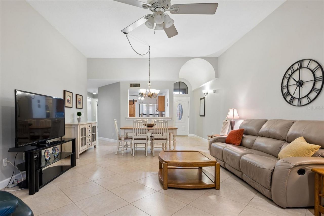 2910 Cottage Grove Court , Unit L4, Orlando, FL 32822 Photo