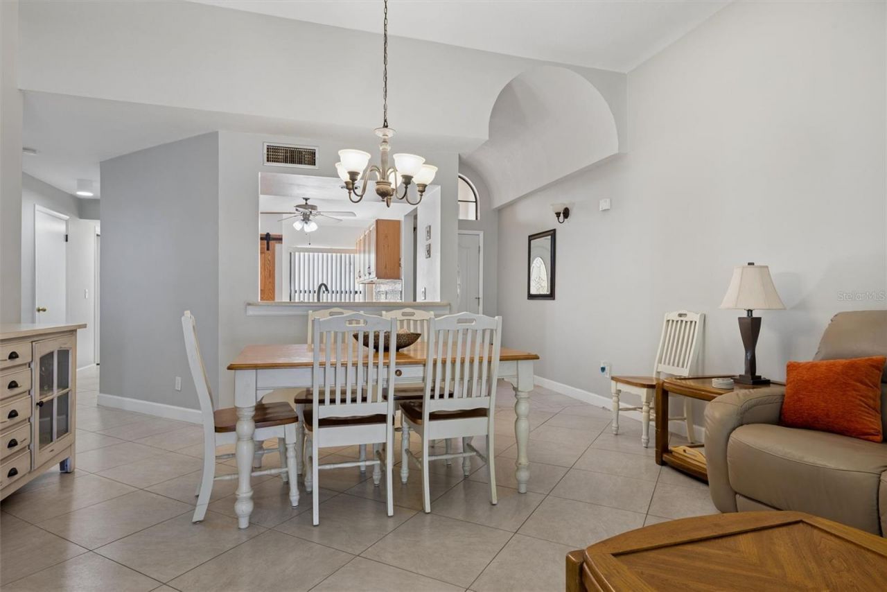 2910 Cottage Grove Court , Unit L4, Orlando, FL 32822 Photo