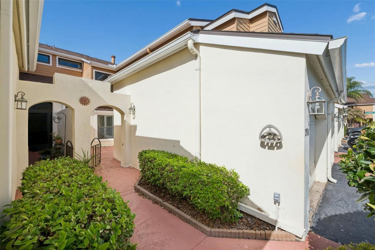 2910 Cottage Grove Court , Unit L4, Orlando, FL 32822 Photo