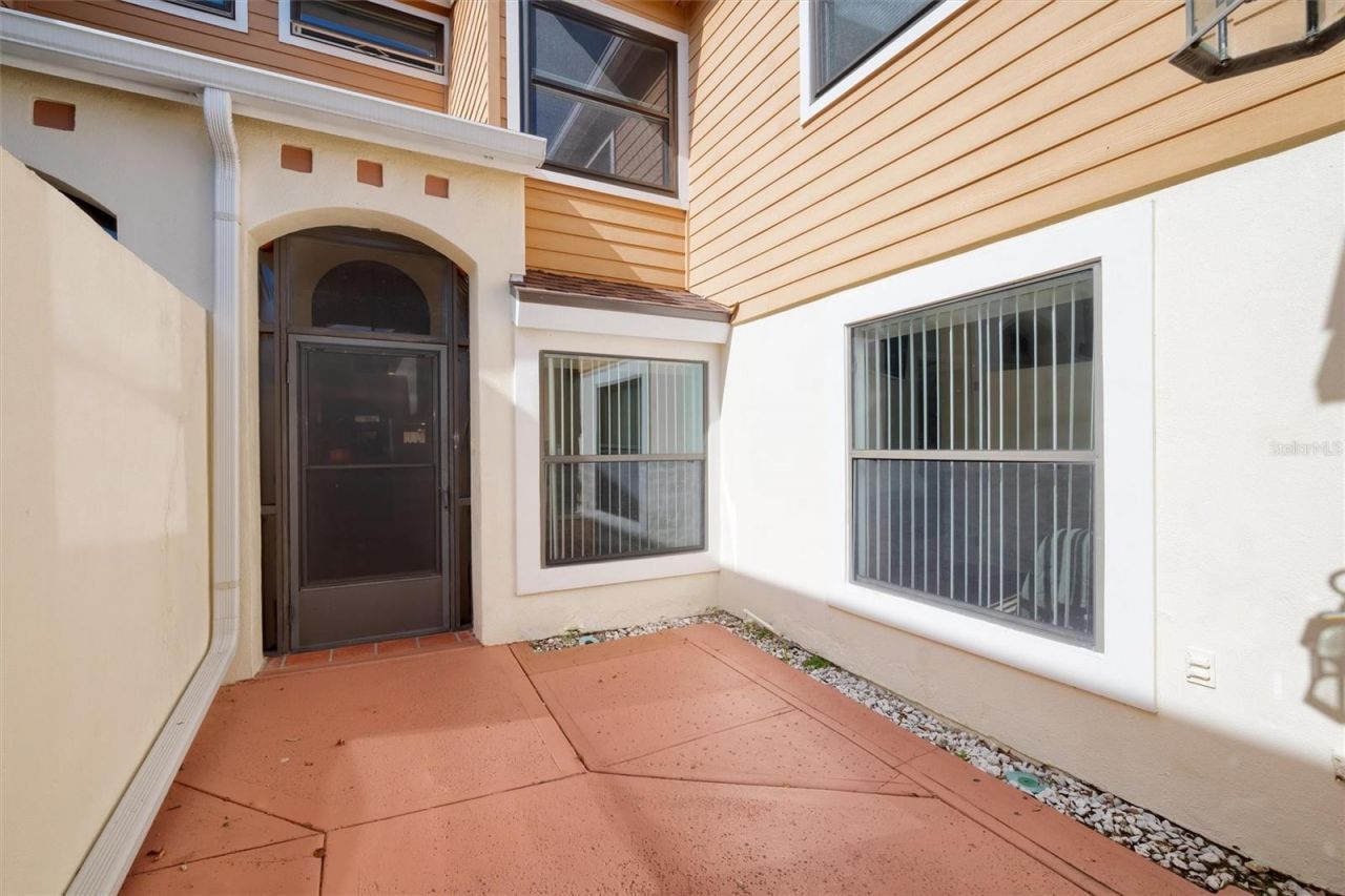 2910 Cottage Grove Court , Unit L4, Orlando, FL 32822 Photo