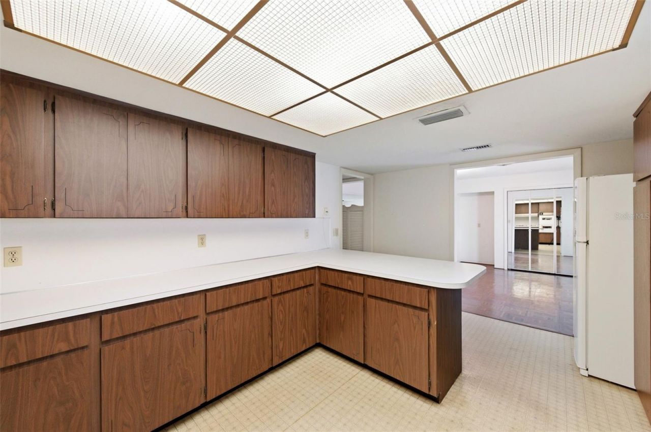 1451 Monticello Boulevard N, Saint Petersburg, FL 33703 Photo