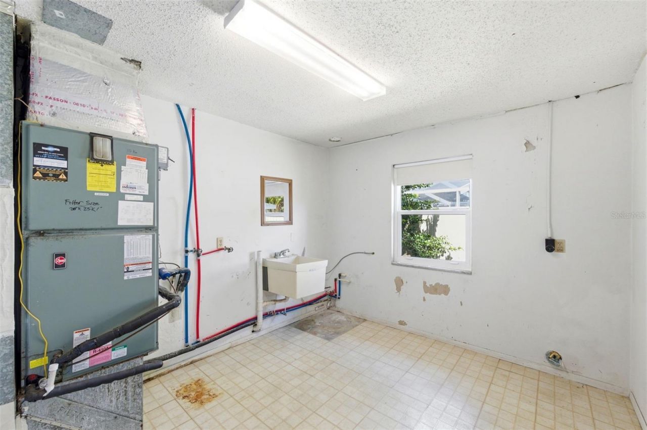1451 Monticello Boulevard N, Saint Petersburg, FL 33703 Photo