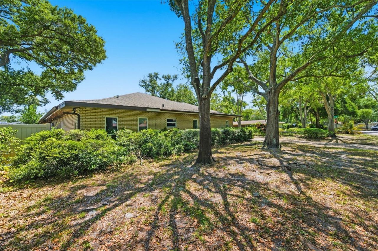 1451 Monticello Boulevard N, Saint Petersburg, FL 33703 Photo