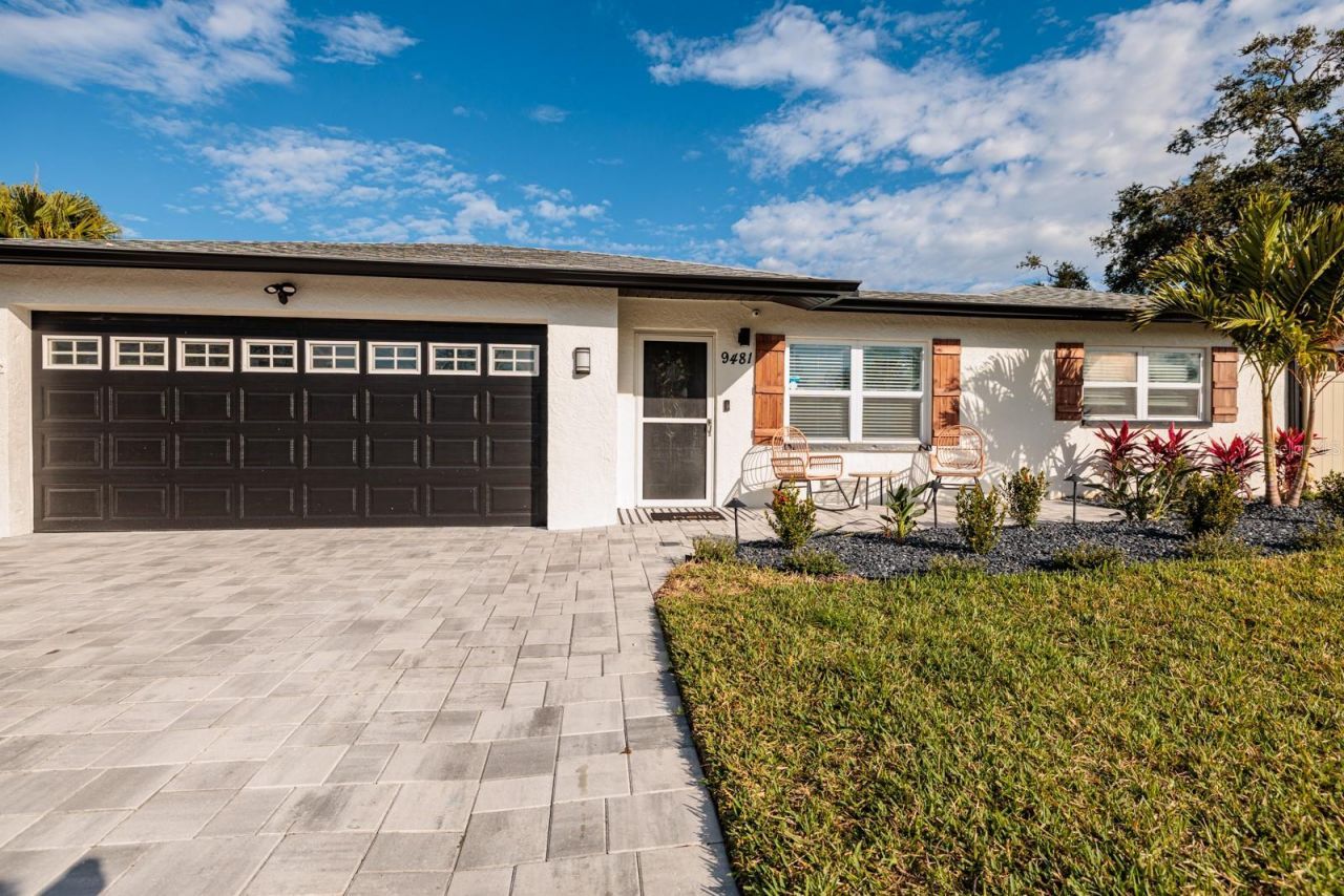 9481 Monica Drive, Seminole, FL 33777 Photo