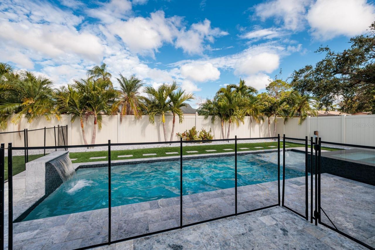 9481 Monica Drive, Seminole, FL 33777 Photo