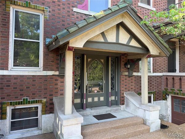 3548 Victor Street , Unit 2W, St Louis, MO 63104