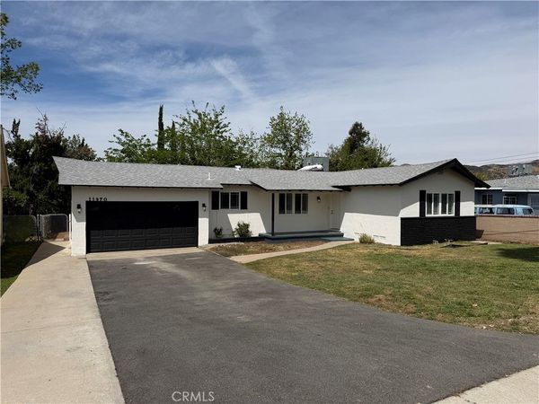 11970 2nd, Yucaipa, CA 92399