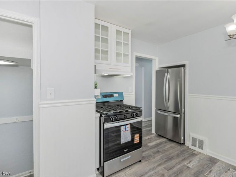 30025 Elgin Road, Wickliffe, OH 44092 Photo 13