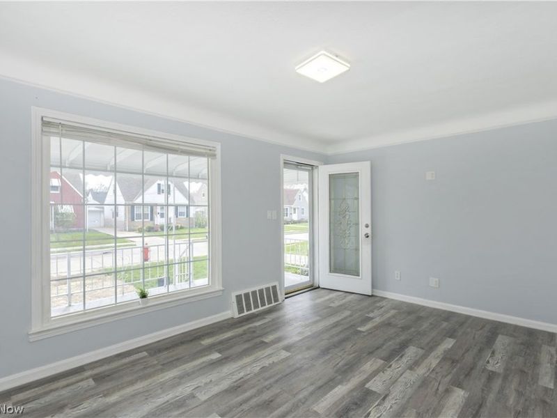 30025 Elgin Road, Wickliffe, OH 44092 Photo 3