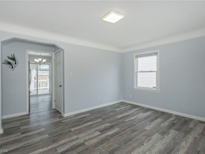 30025 Elgin Road, Wickliffe, OH 44092 Photo 6