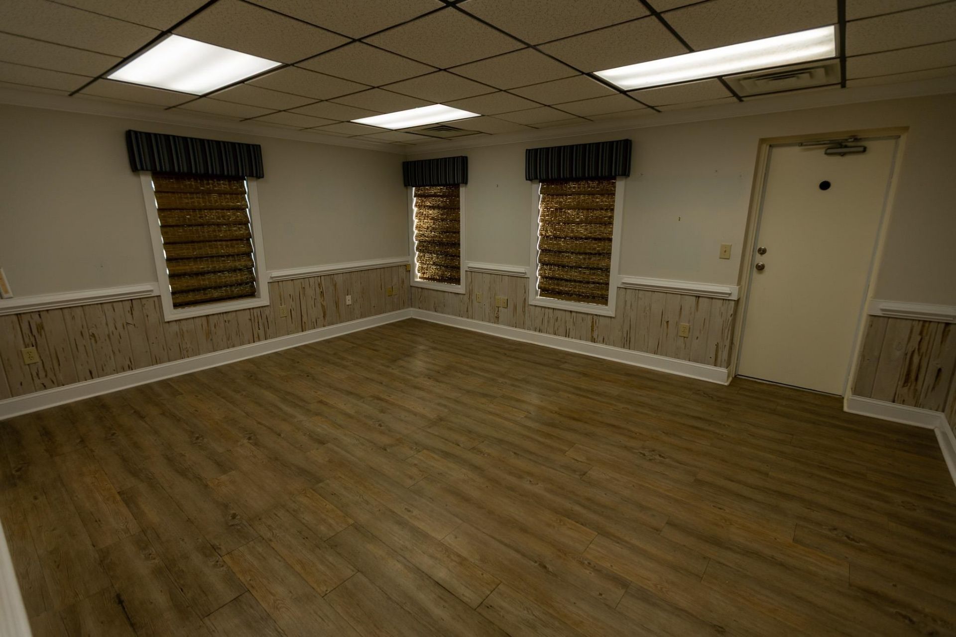 128 Atlantic Ave.  Photo 38