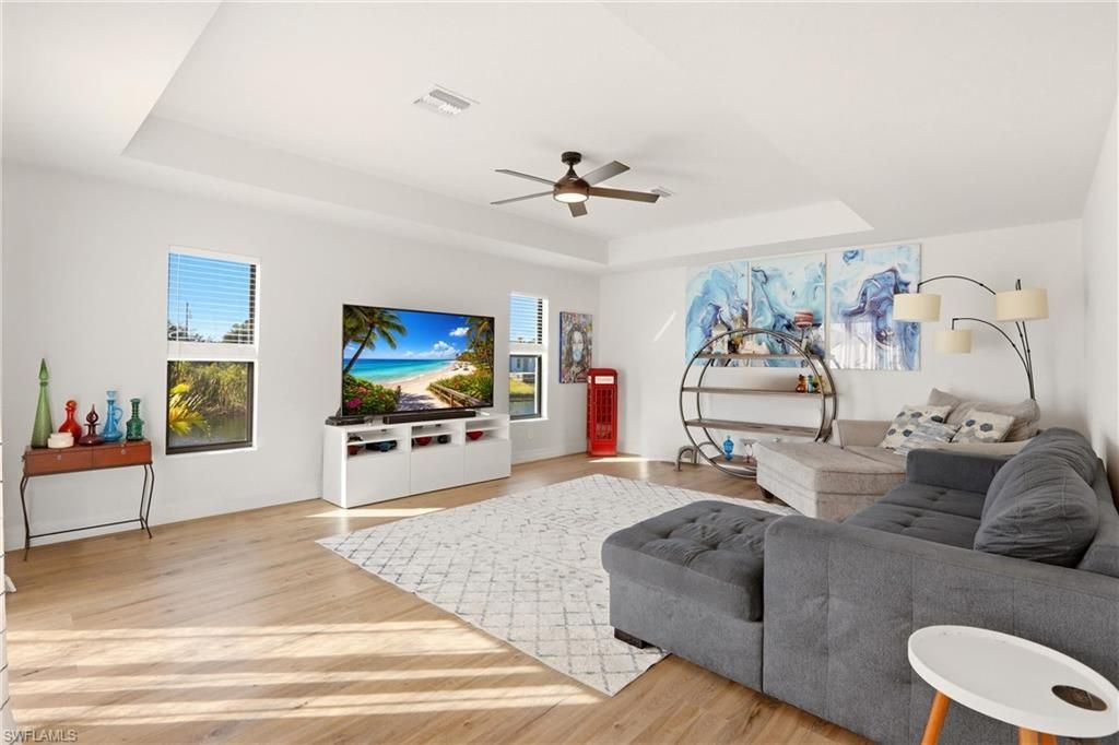 1512 NE 33rd St, Cape Coral, FL 33909 Photo