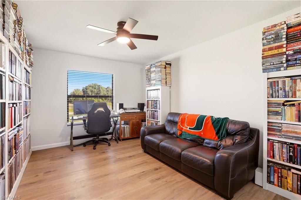 1512 NE 33rd St, Cape Coral, FL 33909 Photo