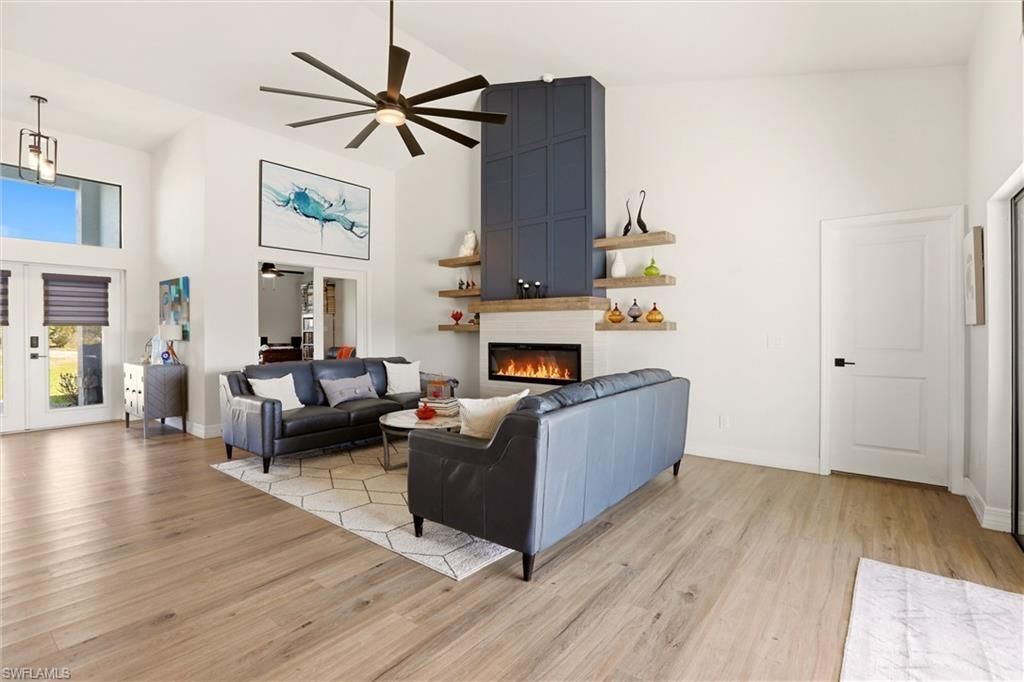 1512 NE 33rd St, Cape Coral, FL 33909 Photo