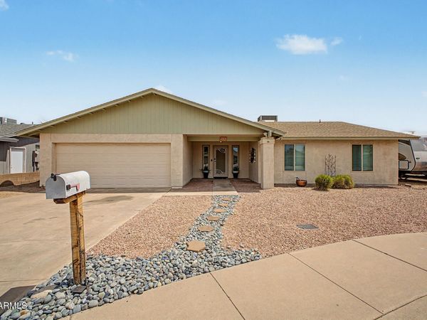 4831 S ROBERTS Road, Tempe, AZ 85282