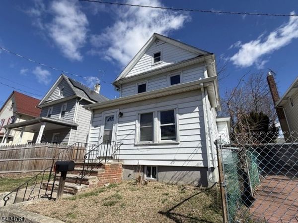 289 Watson Ave, Plainfield, NJ 07062