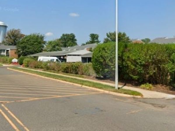 3 Twin Rivers Dr, East Windsor, NJ 08520