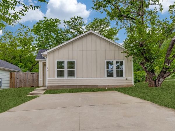 2901 S Scullin Avenue, Denison, TX 75020