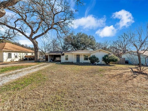 2721 Janice Lane, Fort Worth, TX 76112