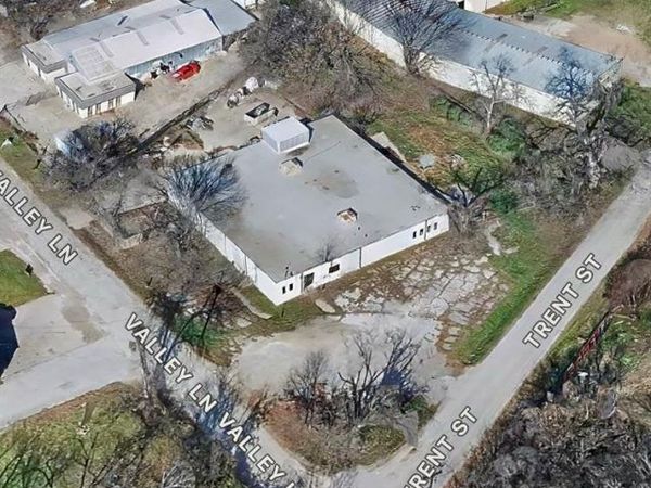 213 Valley Lane, Kennedale, TX 76060