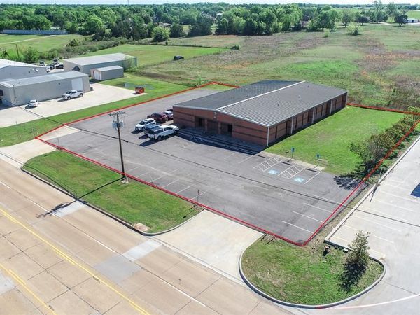 2625 S Church, Paris, TX 75460