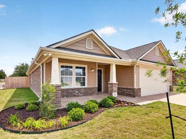 2509 Yoder Lane , Robinson, TX 76706