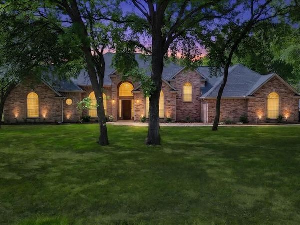 1507 Greenleaf Court, Aledo, TX 76008