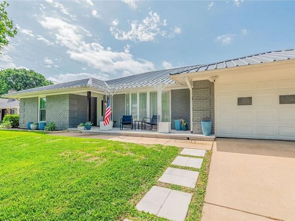 1100 Byron Lane, Arlington, TX 76012