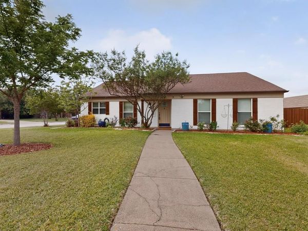 609 Melissa Lane, Garland, TX 75040