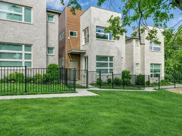 326 Oakbend Drive, Unit 16, Lewisville, TX 75067