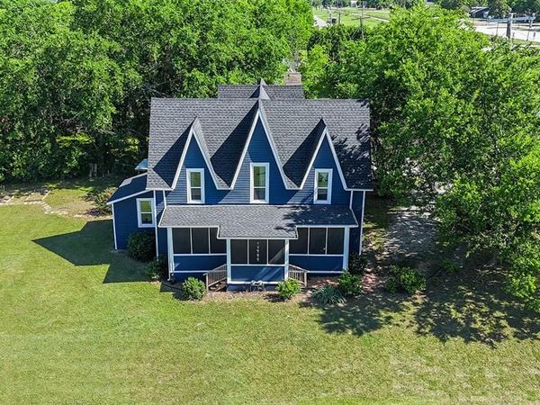 453 E Marshall Street, Van Alstyne, TX 75495