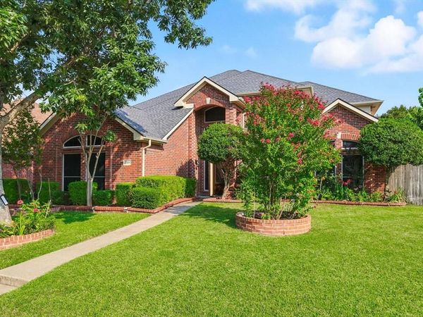7310 Gillon Drive, Rowlett, TX 75089