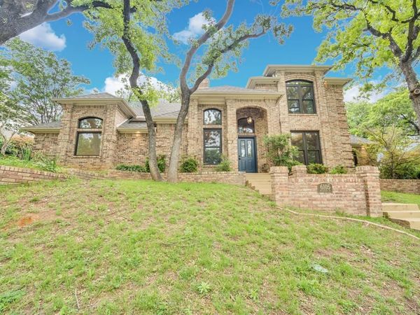 6105 Waterview Drive, Arlington, TX 76016