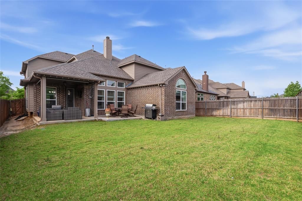 2461 Kingsgate Drive, Little Elm, TX 75068 Main Photo