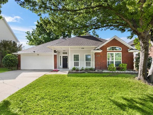 2404 Bowman Avenue, Mansfield, TX 76063