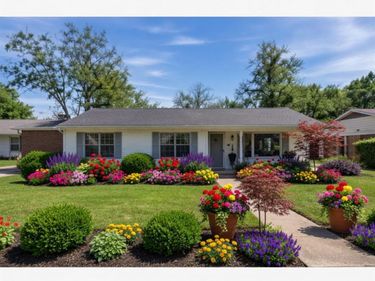 2250 Peavy Circle, Dallas, TX 75228