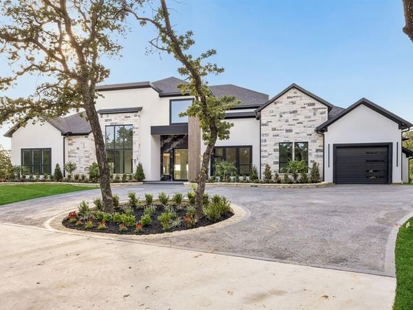 2800 N Kimball Avenue, Southlake, TX 76092