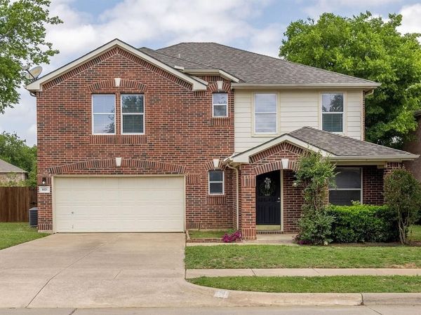 601 Amy Way, Euless, TX 76039